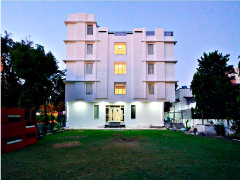 Hotel Mukund Villas Удайпур Экстерьер фото